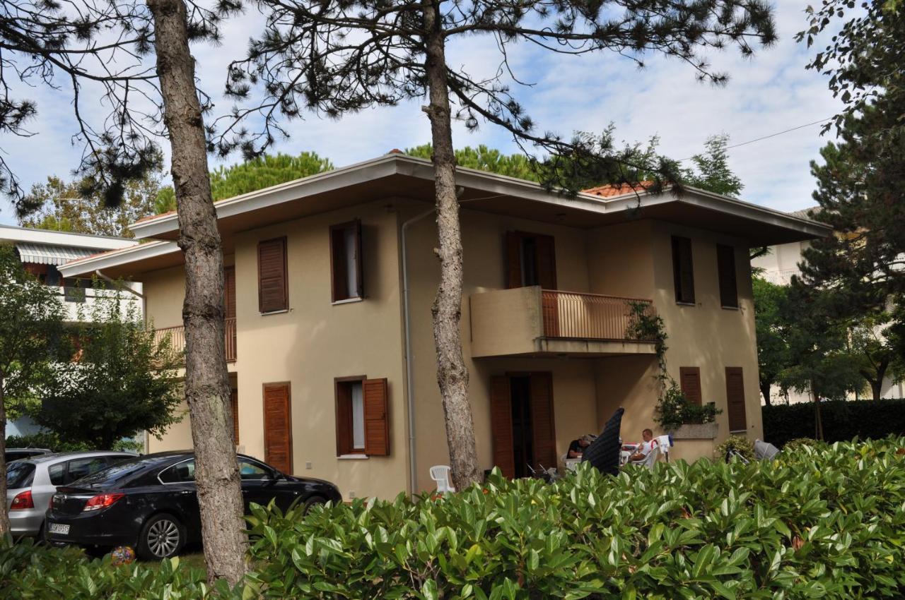 Ville Carla E Caterina Bibione Buitenkant foto
